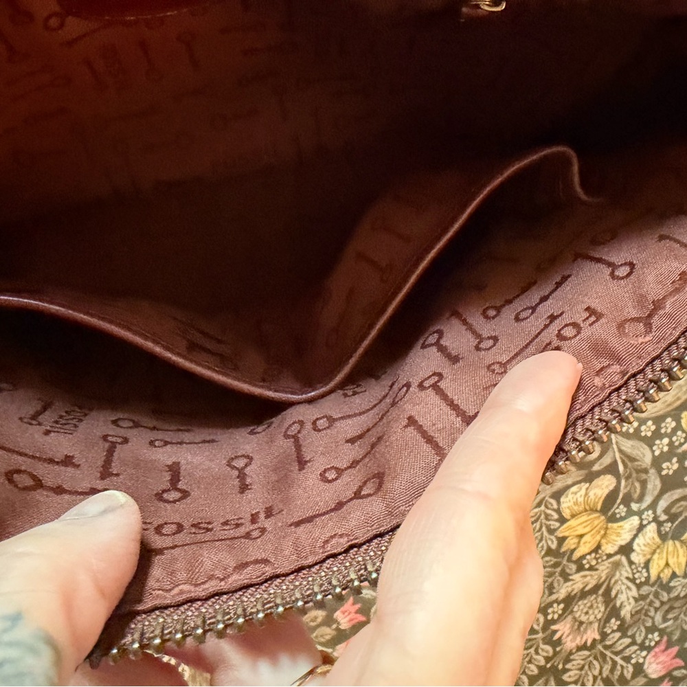 Fossil Vintage Revival Satchel Two-Tone Brown Leather Tote - Picture 15 of 16